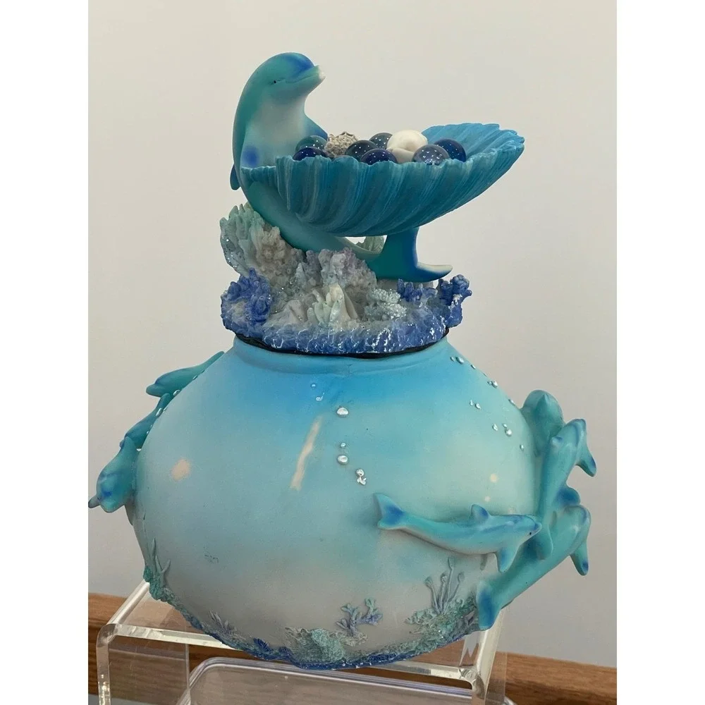 Dolphin Statue Water Shells Holder 3D dolphins 10